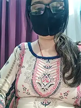 Aishwaryaa 69 online show from 04/03/26, 03:10