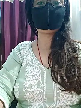 Snapshot of Aishwaryaa_69 chatting on 07/05/26, 02:29 Aishwaryaa 69 online show from 07/05/26, 02:29