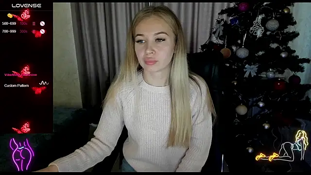  NigoNika online show from 12/23/25, 09:07