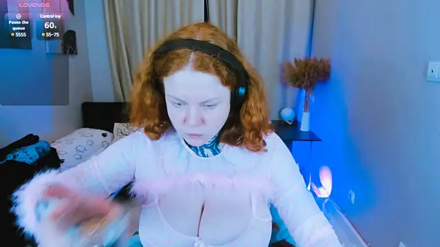 Snapshot of Cassie_xKiss chatting on 03/18/25, 08:26 Cassie xKiss online show from 03/18/25, 08:26