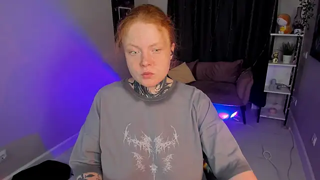 Snapshot of Cassie_xKiss chatting on 09/30/25, 08:25 Cassie xKiss online show from 09/30/25, 08:25