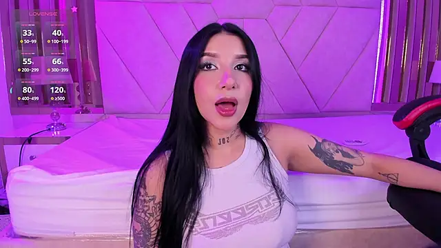 Leiaa  online show from 11/07/25, 04:56