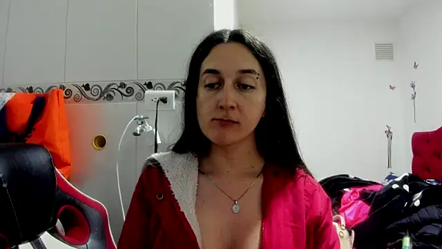 Sweet-Suck69 online show from 06/02/26, 04:36