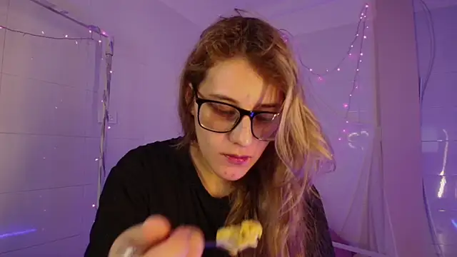 Giia paiige18 online show from 02/17/26, 01:18