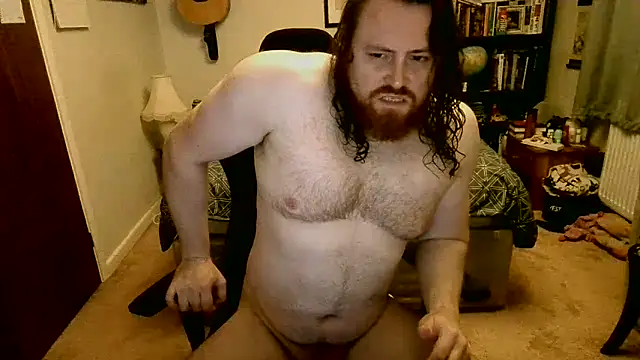 Snapshot of Hairy_Guy30 chatting on 10/05/25, 10:18 Hairy Guy30 online show from 10/05/25, 10:18