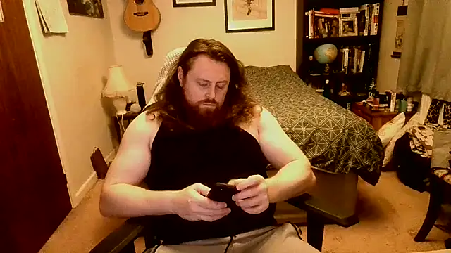 Snapshot of Hairy_Guy30 chatting on 04/29/26, 11:55 Hairy Guy30 online show from 04/29/26, 11:55