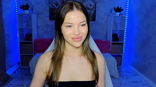 EmmyMills online show from 06/05/26, 09:20