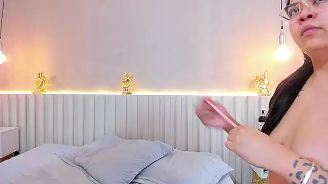 naughtylesbians   online show from 03/07/25, 06:24