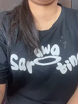 Snapshot of Cute-Russian chatting on 02/18/26, 04:41 Cute-Russian online show from 02/18/26, 04:41