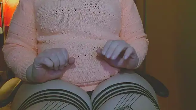 Snapshot of cosmicjones chatting on 03/21/25, 09:56 cosmicjones online show from 03/21/25, 09:56