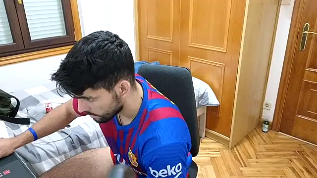 Jackyrose online show from 02/04/25, 05:34