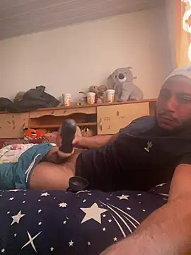 Snapshot of emea4 chatting on 03/16/26, 08:40 emea4 online show from 03/16/26, 08:40