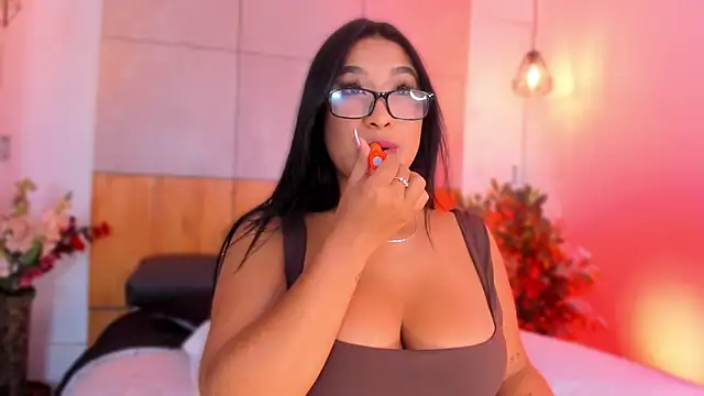 BellaHarllow online show from 03/25/26, 10:16