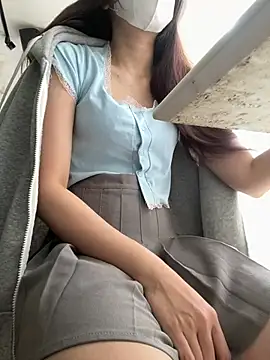 Snapshot of Lami_Mi chatting on 04/19/26, 05:40 Lami Mi online show from 04/19/26, 05:40