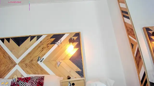 Kathaleiya Ozz online show from 11/18/25, 07:40