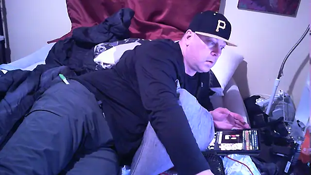 Mic Oxinner online show from 10/09/25, 09:02