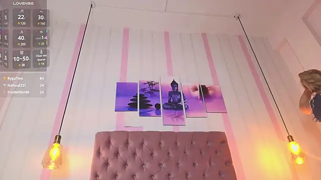 Sophia turneer online show from 03/21/25, 10:39