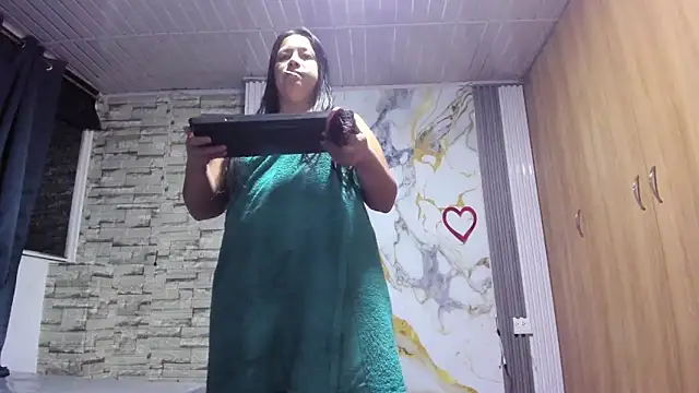 monickhot303av online show from 02/18/26, 03:57