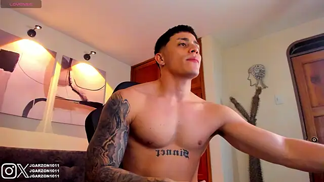  joansoto online show from 04/12/26, 02:00