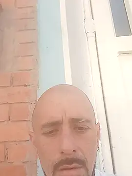 fire menxxx001 online show from 12/15/25, 04:11