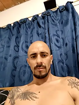 fire menxxx001 online show from 02/17/26, 05:48