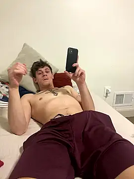 Snapshot of pablo200105 chatting on 01/08/26, 11:51 pablo200105 online show from 01/08/26, 11:51