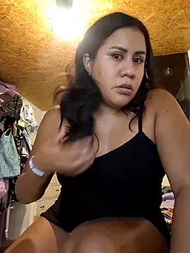 KasiaVenus  online show from 02/12/25, 04:01