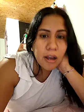 KasiaVenus  online show from 10/21/25, 01:06