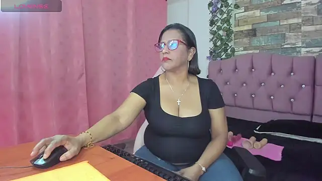 elizabeth mature23 online show from 12/22/24, 01:00