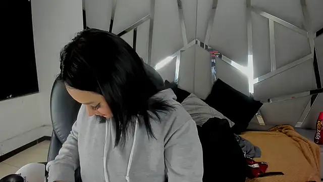 Catherinee69 x online show from 07/22/26, 04:26