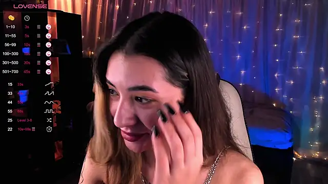 DarlaLike online show from 12/19/24, 07:51