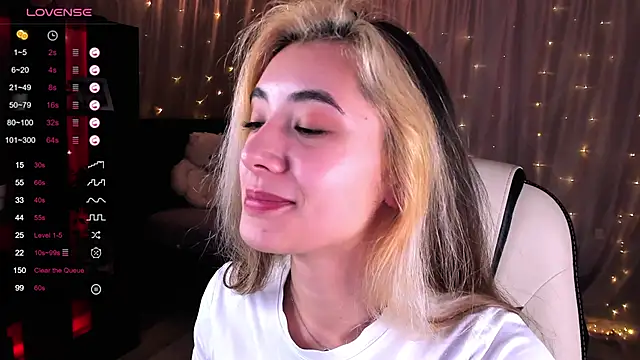 DarlaLike online show from 02/07/25, 05:10