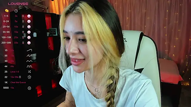 DarlaLike online show from 02/23/25, 08:28