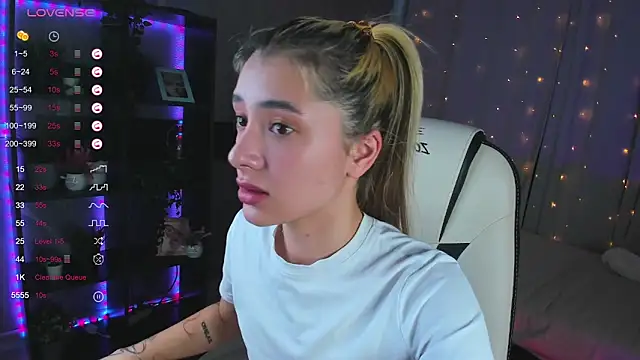 DarlaLike online show from 03/21/25, 04:17