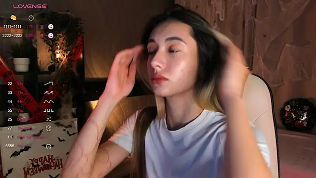 DarlaLike online show from 10/30/25, 03:30