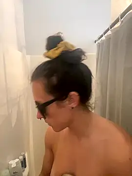 mrs  unknown online show from 09/26/25, 10:58