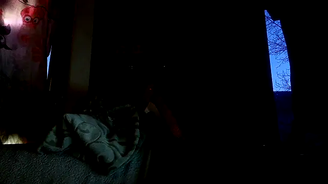 donhulio482 online show from 03/18/25, 04:47