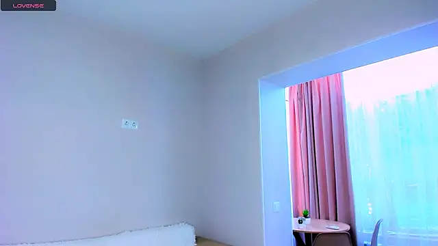 Snapshot of Feral__berry__ chatting on 02/21/26, 08:48 Feral berry online show from 02/21/26, 08:48