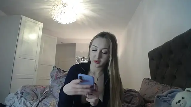 Snapshot of Ninadream2001 chatting on 03/16/25, 06:55 Ninadream2001 online show from 03/16/25, 06:55