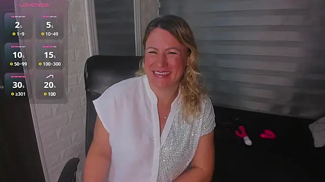 Snapshot of charlotte__G chatting on 01/26/25, 11:50 charlotte G online show from 01/26/25, 11:50