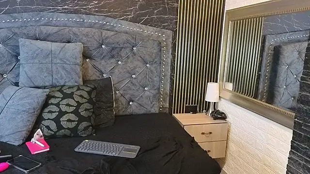 charlotte  G online show from 01/31/26, 07:11