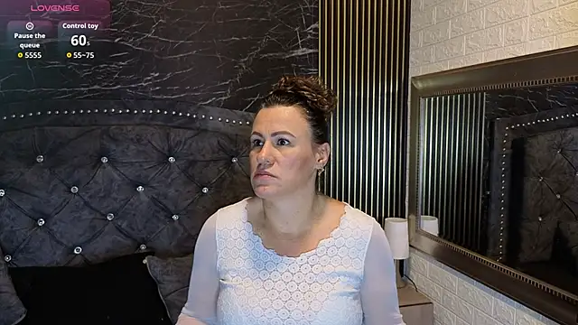 charlotte  G online show from 02/18/26, 11:28