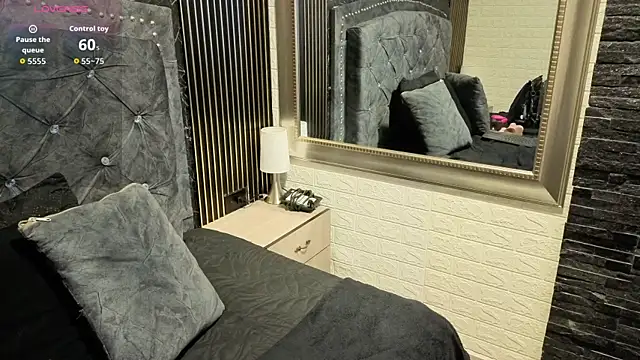 charlotte  G online show from 02/23/26, 09:39