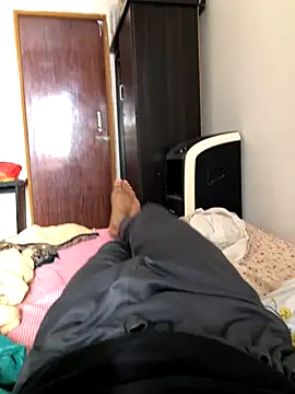 Snapshot of Zeuhorny chatting on 09/26/25, 09:24 Zeuhorny online show from 09/26/25, 09:24