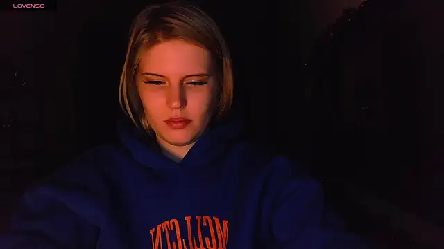 VoluptuousDreams online show from 02/07/25, 06:34