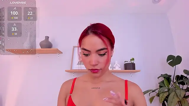 Scarlett Morgan  online show from 02/03/25, 07:00