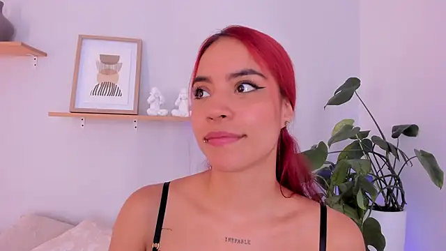 Scarlett Morgan  online show from 02/11/25, 01:52