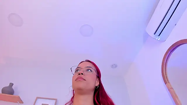 Scarlett Morgan  online show from 03/12/25, 11:33