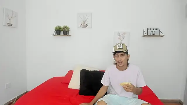 Zamu 1992 online show from 02/15/25, 02:26