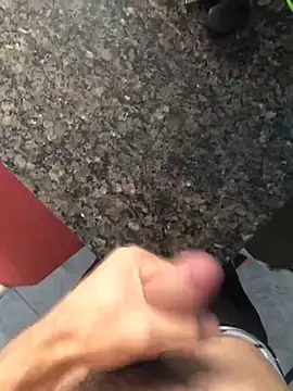 Snapshot of vintin21cm chatting on 09/14/25, 05:34 vintin21cm online show from 09/14/25, 05:34